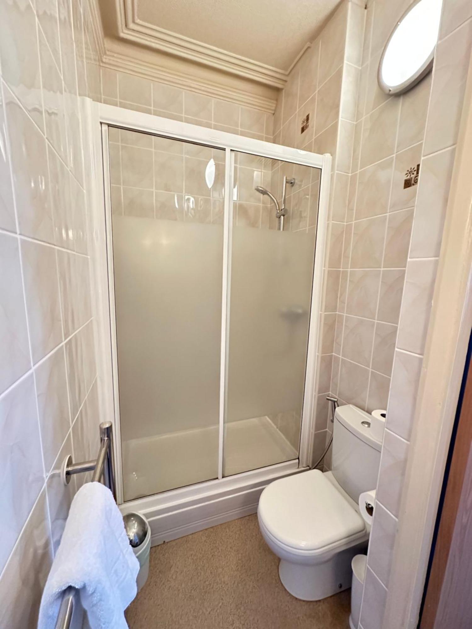 Devonia Express Hotel Eastbourne Room photo