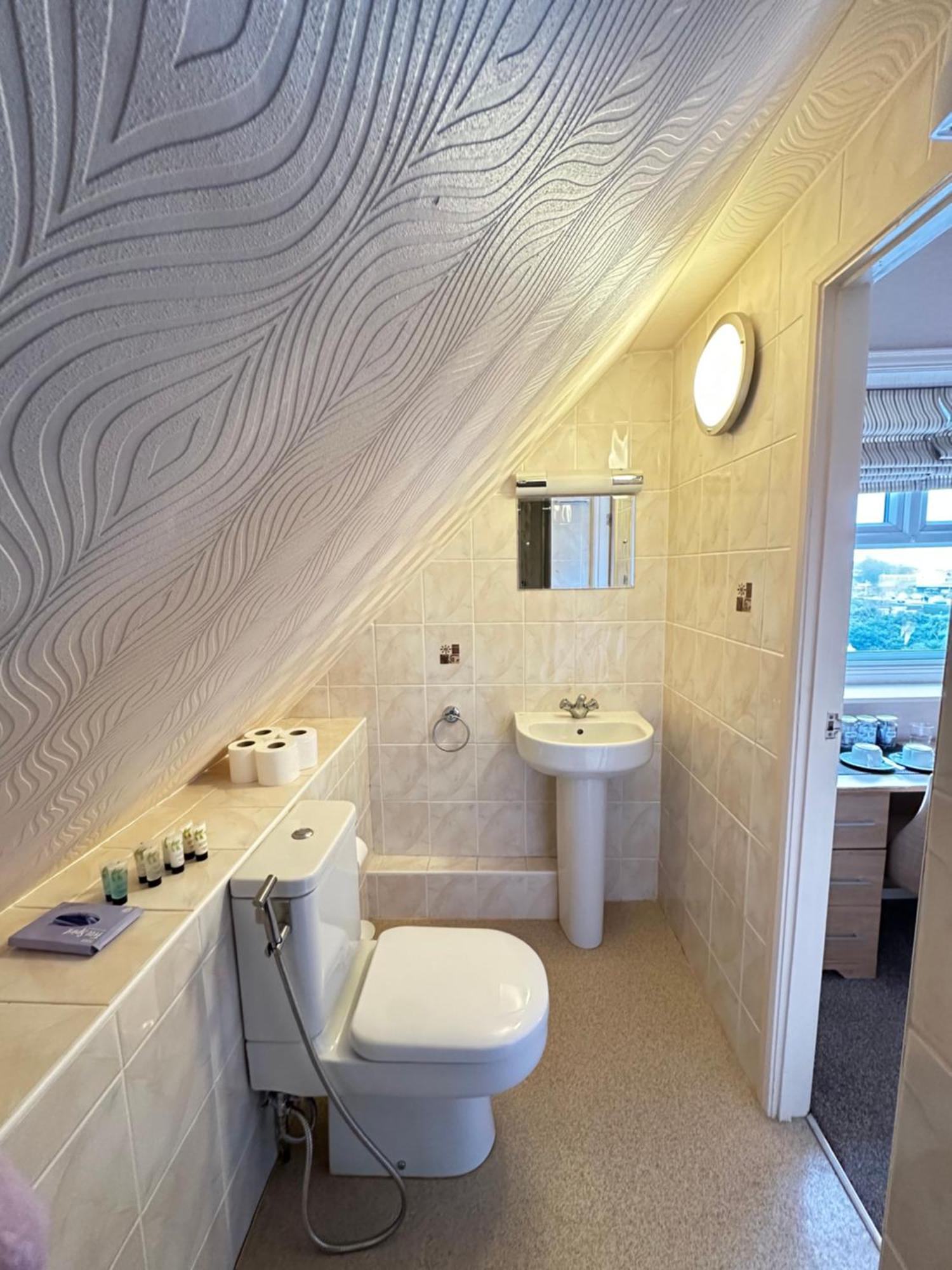 Devonia Express Hotel Eastbourne Room photo