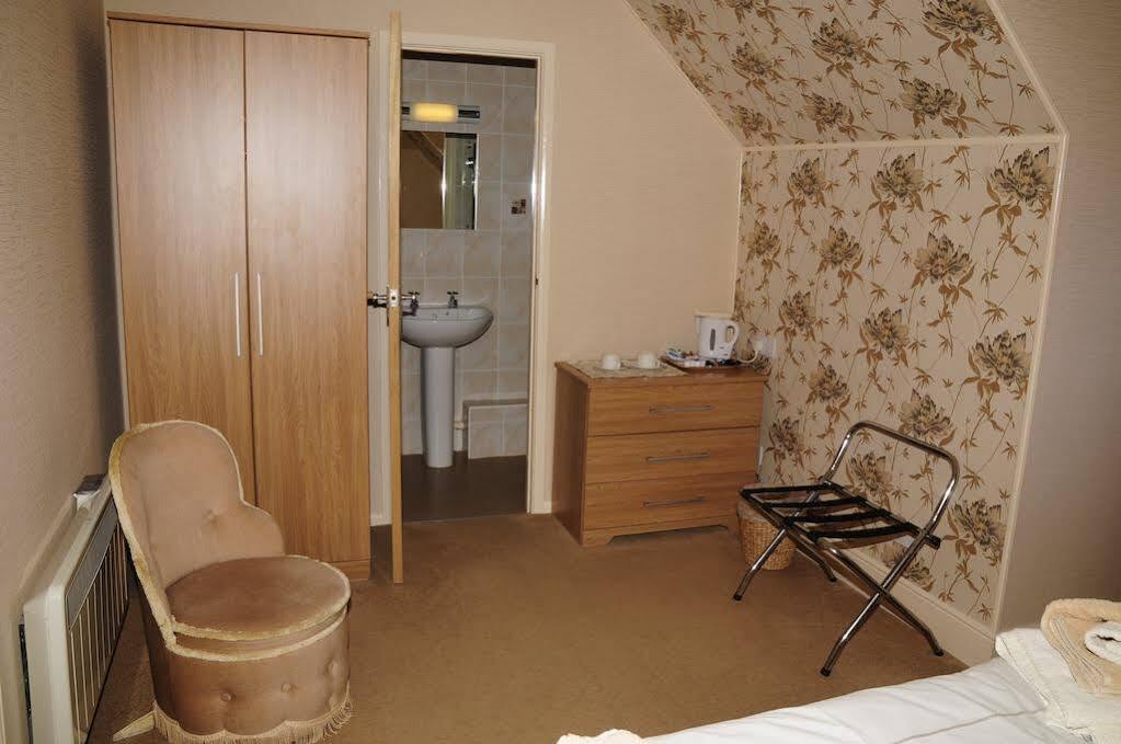 Devonia Express Hotel Eastbourne Exterior photo